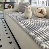 PawHaven – Flannel Quilted Sofa Pad