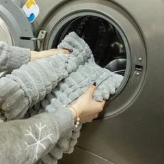 PawHaven – Flannel Quilted Sofa Pad